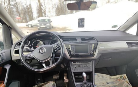 Volkswagen Touran III, 2016 год, 1 650 000 рублей, 14 фотография