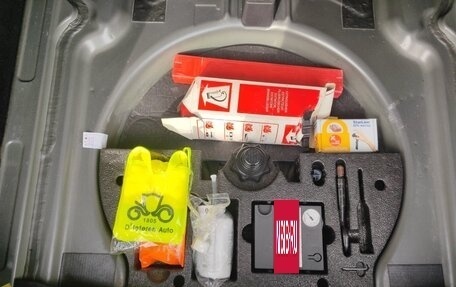 Volkswagen Touran III, 2016 год, 1 650 000 рублей, 17 фотография