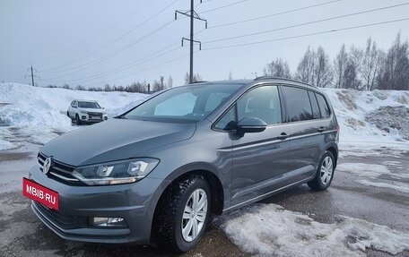 Volkswagen Touran III, 2016 год, 1 650 000 рублей, 9 фотография