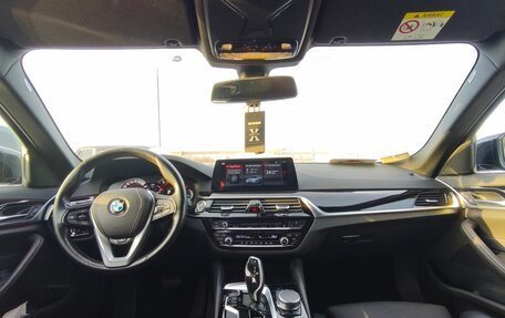 BMW 5 серия, 2018 год, 3 370 000 рублей, 8 фотография