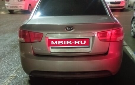 KIA Cerato I, 2009 год, 450 000 рублей, 3 фотография