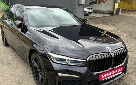 BMW 7 серия, 2021 год, 6 150 000 рублей, 2 фотография