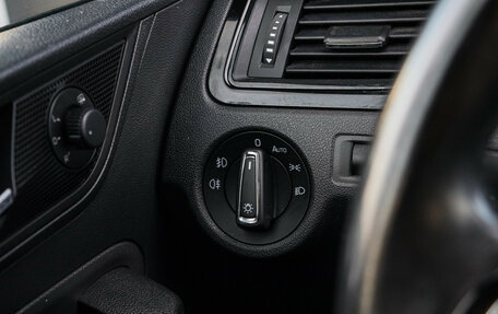 Skoda Rapid I, 2017 год, 1 100 000 рублей, 16 фотография