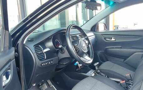 KIA Rio IV, 2018 год, 1 370 000 рублей, 9 фотография