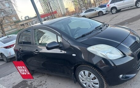 Toyota Yaris III рестайлинг, 2008 год, 500 000 рублей, 12 фотография