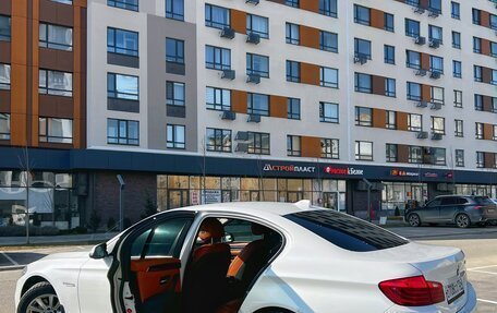 BMW 5 серия, 2013 год, 2 100 000 рублей, 11 фотография