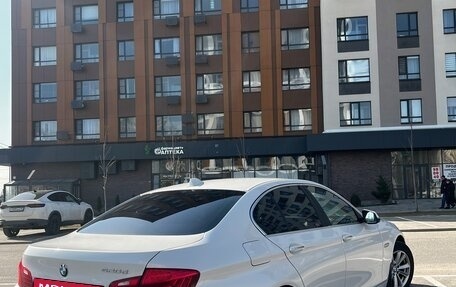 BMW 5 серия, 2013 год, 2 100 000 рублей, 12 фотография