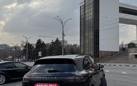 Porsche Cayenne III, 2018 год, 6 800 000 рублей, 4 фотография