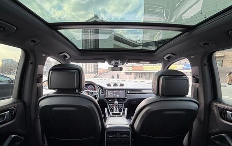 Porsche Cayenne III, 2018 год, 6 800 000 рублей, 7 фотография