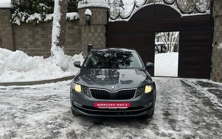 Skoda Octavia, 2019 год, 1 200 000 рублей, 2 фотография