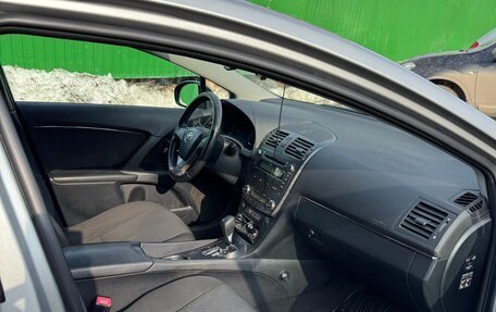 Toyota Avensis III рестайлинг, 2010 год, 1 295 000 рублей, 11 фотография