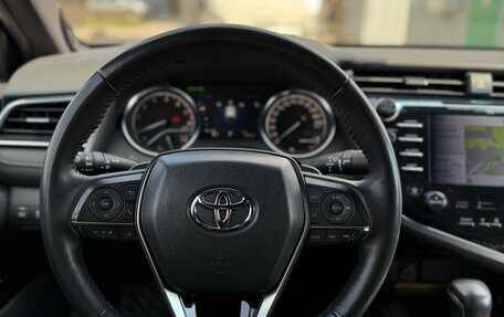 Toyota Camry, 2018 год, 3 300 000 рублей, 8 фотография