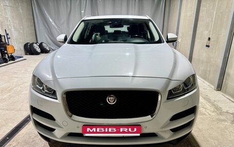 Jaguar F-Pace, 2020 год, 2 100 000 рублей, 2 фотография