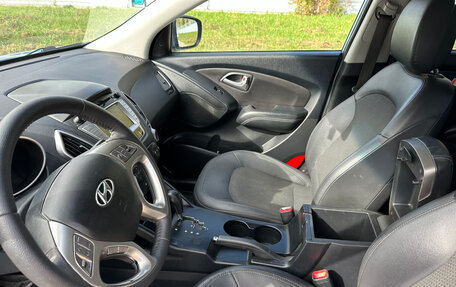 Hyundai ix35 I рестайлинг, 2012 год, 1 300 000 рублей, 27 фотография