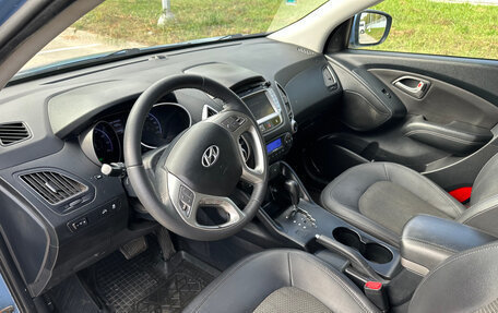 Hyundai ix35 I рестайлинг, 2012 год, 1 300 000 рублей, 23 фотография