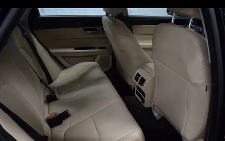 Jaguar XF II, 2016 год, 2 350 000 рублей, 8 фотография