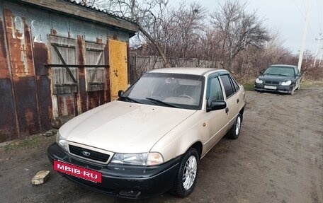 Daewoo Nexia I рестайлинг, 1997 год, 165 000 рублей, 3 фотография