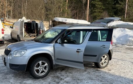 Skoda Yeti I рестайлинг, 2013 год, 1 000 000 рублей, 38 фотография