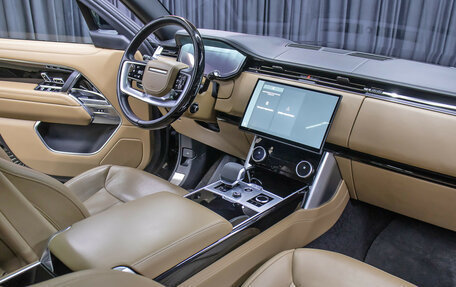 Land Rover Range Rover IV рестайлинг, 2023 год, 18 998 000 рублей, 11 фотография