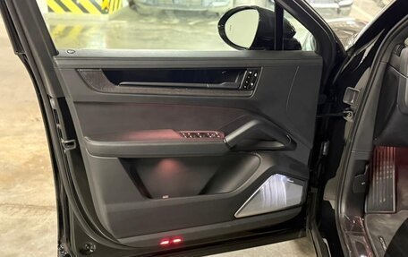 Porsche Cayenne III, 2025 год, 20 фотография