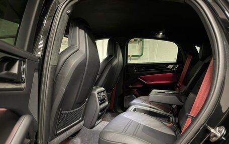 Porsche Cayenne III, 2025 год, 23 фотография