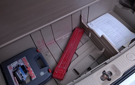 Toyota Gaia, 1999 год, 657 796 рублей, 13 фотография