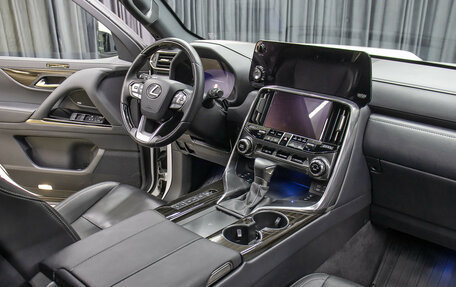 Lexus LX, 2022 год, 16 998 000 рублей, 11 фотография