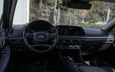 Hyundai Sonata VIII, 2020 год, 2 330 000 рублей, 10 фотография