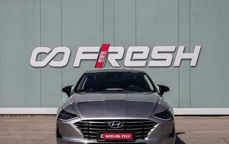 Hyundai Sonata VIII, 2020 год, 2 330 000 рублей, 3 фотография