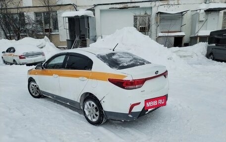 KIA Rio IV, 2017 год, 650 000 рублей, 3 фотография