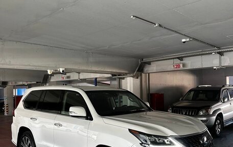 Lexus LX III, 2017 год, 9 900 000 рублей, 3 фотография