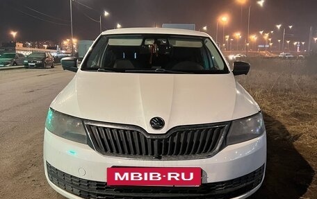 Skoda Rapid I, 2015 год, 455 000 рублей, 2 фотография