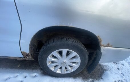 Mazda Bongo Friendee i рестайлинг, 2003 год, 500 000 рублей, 3 фотография