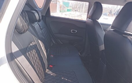 KIA Soul II рестайлинг, 2016 год, 1 300 000 рублей, 4 фотография