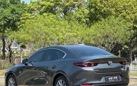 Mazda 3, 2023 год, 1 550 000 рублей, 8 фотография