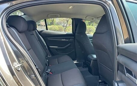 Mazda 3, 2023 год, 1 550 000 рублей, 18 фотография