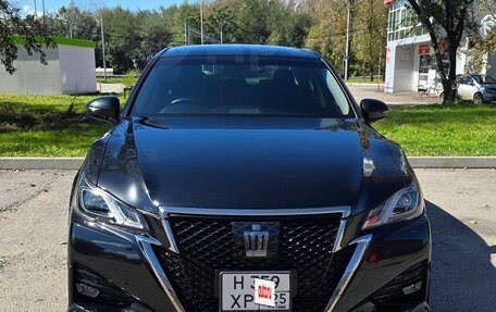 Toyota Crown, 2015 год, 2 900 000 рублей, 13 фотография