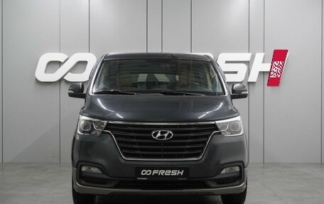 Hyundai H-1 II рестайлинг, 2021 год, 3 535 000 рублей, 3 фотография