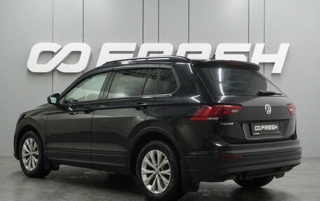 Volkswagen Tiguan II, 2020 год, 2 387 000 рублей, 2 фотография