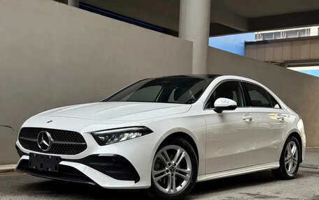 Mercedes-Benz A-Класс, 2023 год, 1 982 027 рублей, 1 фотография