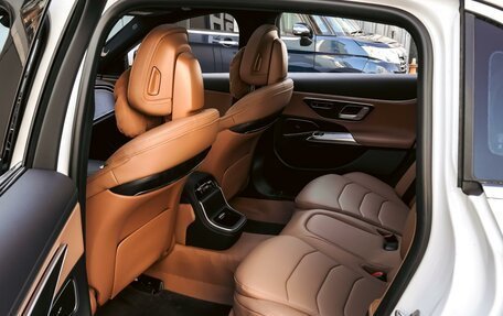 Mercedes-Benz E-Класс, 2024 год, 6 830 000 рублей, 13 фотография