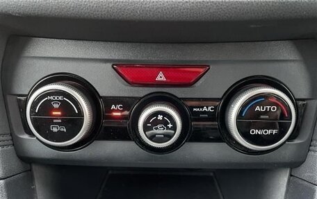 Subaru XV II, 2018 год, 1 490 000 рублей, 11 фотография