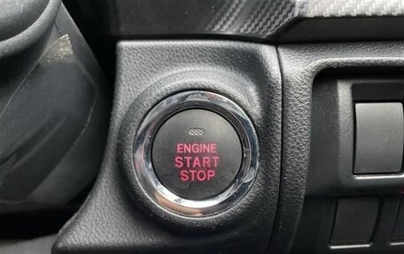 Subaru XV II, 2018 год, 1 490 000 рублей, 12 фотография