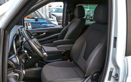 Mercedes-Benz V-Класс, 2019 год, 4 298 000 рублей, 13 фотография