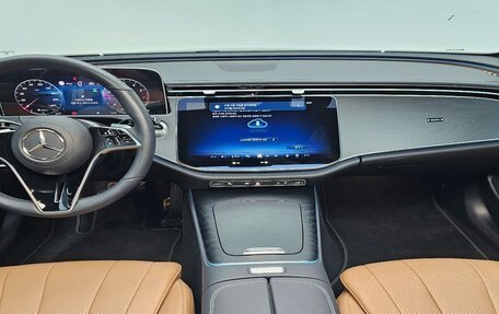 Mercedes-Benz E-Класс, 2025 год, 6 260 000 рублей, 7 фотография