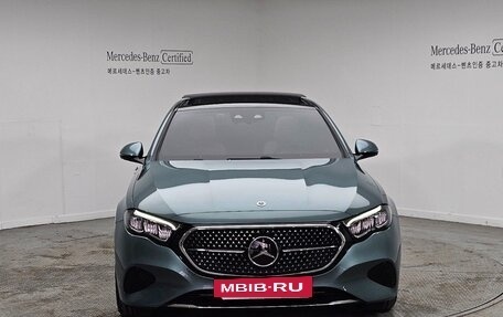 Mercedes-Benz E-Класс, 2025 год, 6 260 000 рублей, 3 фотография