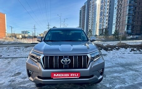 Toyota Land Cruiser Prado 150 рестайлинг 2, 2018 год, 4 690 000 рублей, 3 фотография