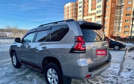 Toyota Land Cruiser Prado 150 рестайлинг 2, 2018 год, 4 690 000 рублей, 9 фотография