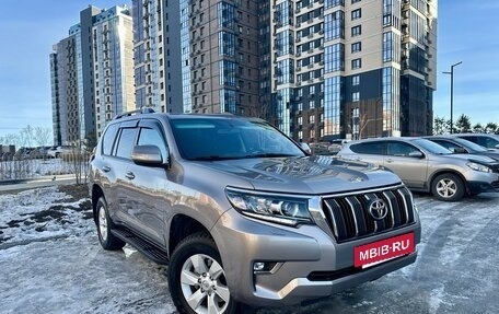 Toyota Land Cruiser Prado 150 рестайлинг 2, 2018 год, 4 690 000 рублей, 6 фотография
