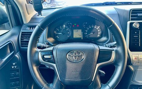 Toyota Land Cruiser Prado 150 рестайлинг 2, 2018 год, 4 690 000 рублей, 22 фотография